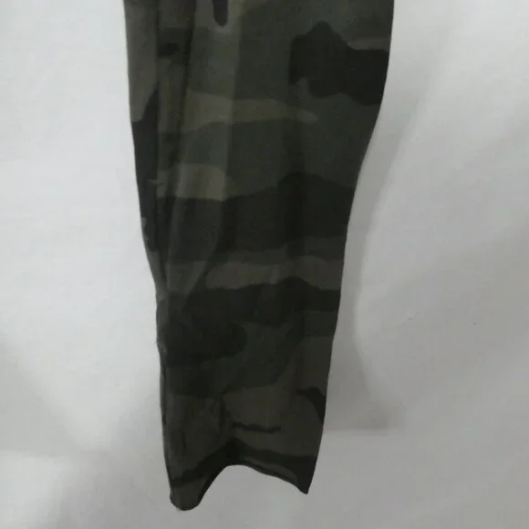 TNA | small | Camouflage Patterned Stylish Leggings | NWOT - Picture 9 of 16